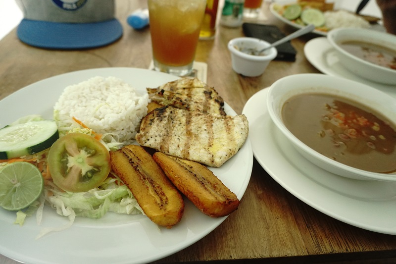 Delicious lunch in Santa Marta