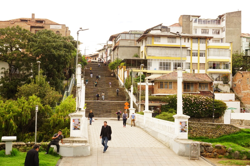 Stairs across the river, Cuenca
